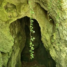 Entrance to the&amp;nbsp;Cerjanska Propast Cave